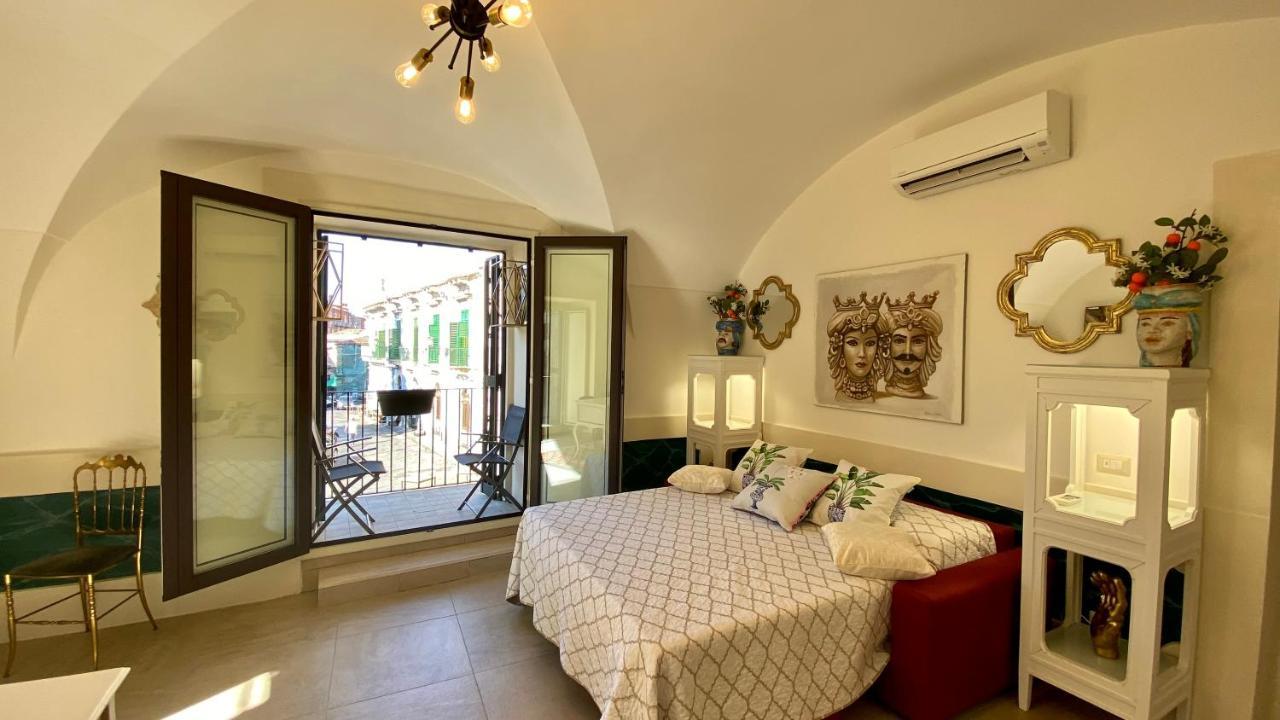 Bed and Breakfast I Saraceni Катанія Екстер'єр фото